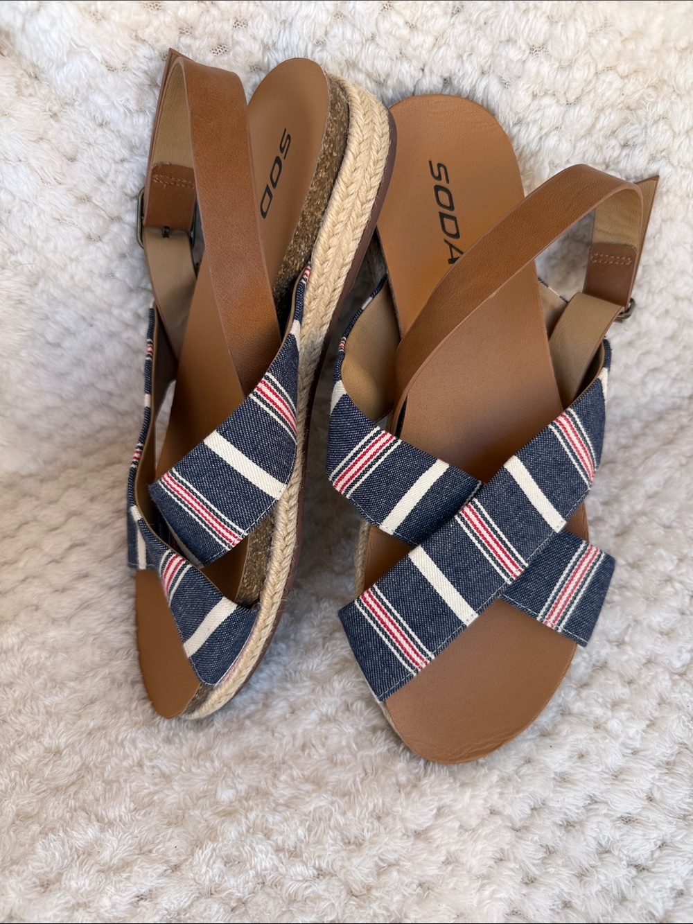 Women’s 10 Soda Navy White Red Striped Crisscross Espadrille Sandals